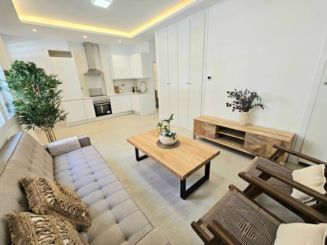 Piso En venta en Calle De Francisco Altimiras, Barrio De Salamanca, Madrid photo 0