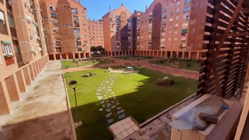 Piso En venta en Calle Puerto De Canencia, Puente De Vallecas, Madrid photo 0