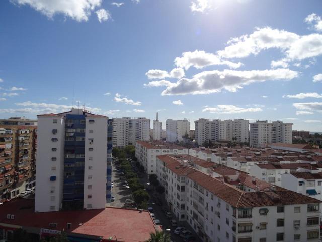 ESTUPENDO PISO EN VENTA EN LA ZONA DE AVENIDA DE VELÁZQUEZ CON APARCAMIENTO Y USO Y DISFRUTE DE UN PATIO Y UNA AMPLIA TERRAZAUN PATIO photo 0