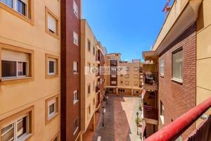 Piso en venta en Málaga de 70 m2 photo 0