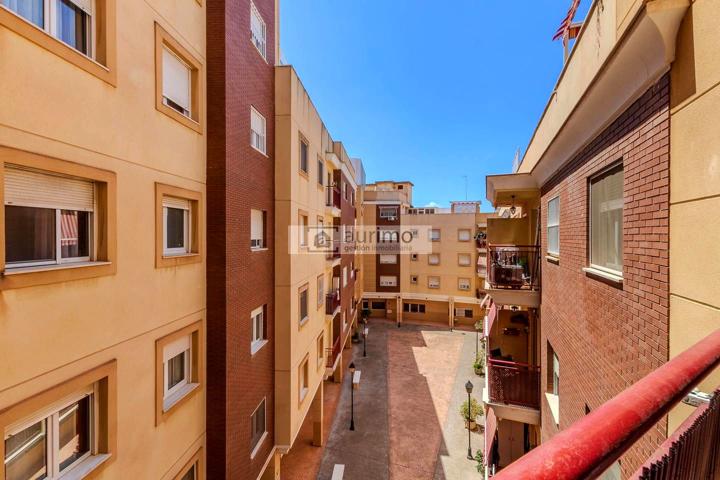 Piso en venta en Málaga de 70 m2 photo 0