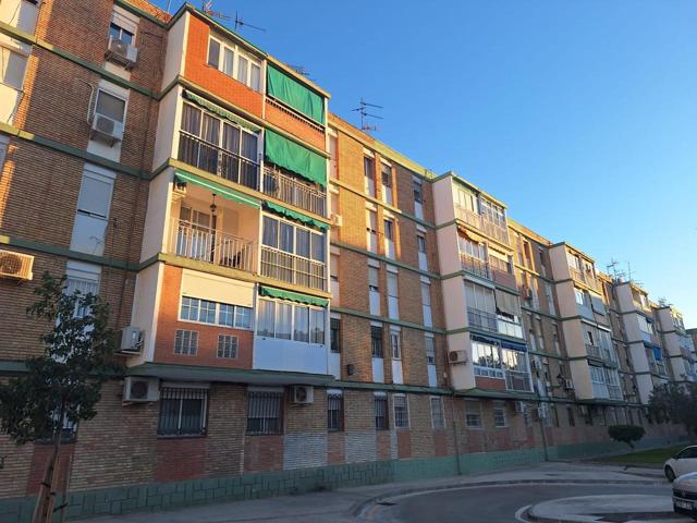 ESTUPENDO PISO , SITUADO EN LA COTIZADA ZONA DE PUERTA BLANCA photo 0