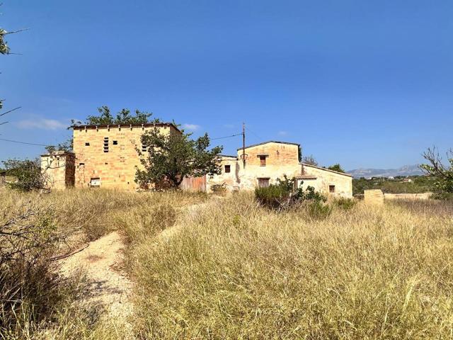 Terreno urbano en Tortosa con gran Masia a reformar photo 0