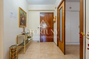 Piso En venta en Reus, Reus photo 0