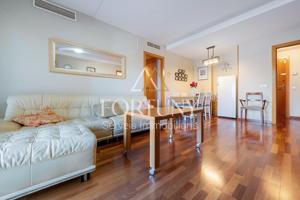 Piso En venta en Mestral, Reus photo 0