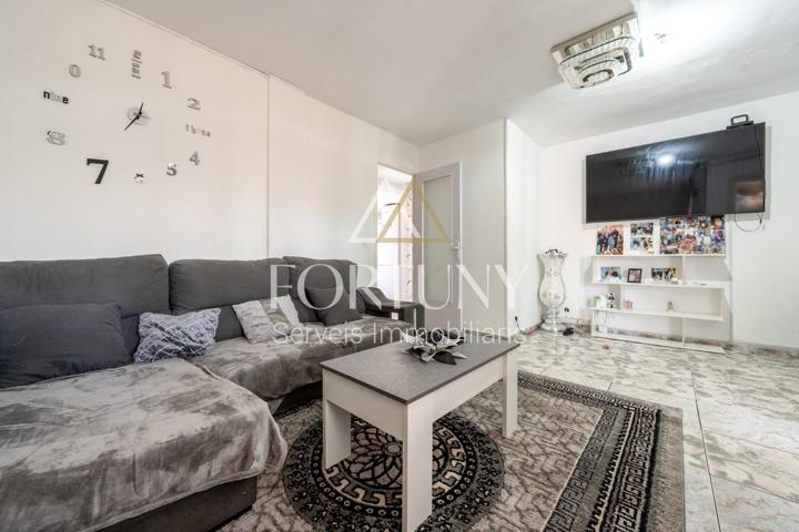 Piso En venta en *cento, Reus photo 0