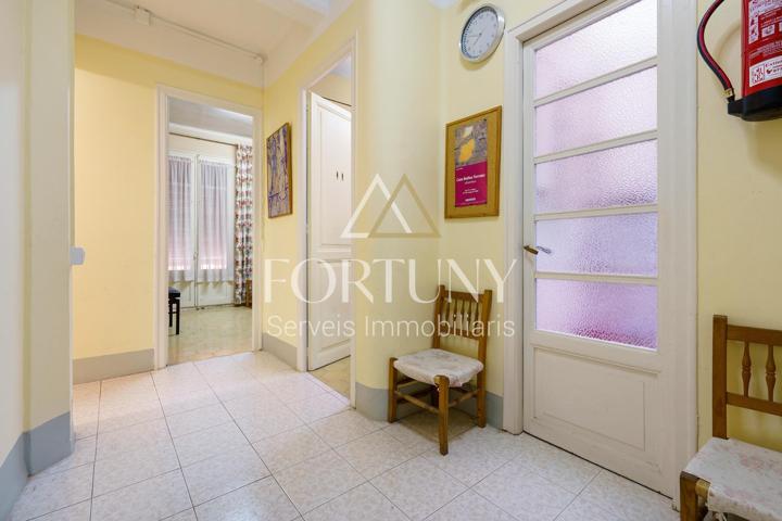 Piso En venta en Centre, Reus photo 0