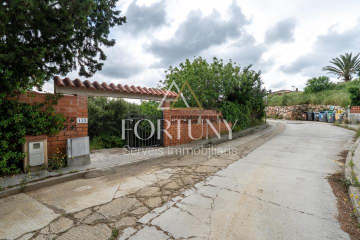Encantadora casa en la urbanización Portugal – Alforja photo 0