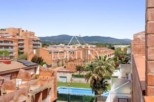 ¡Descubre tu nuevo hogar en Reus, en la codiciada zona de Llevant! photo 0