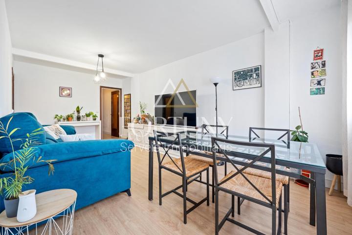 🏡 ¡AMPLIO PISO EXTERIOR Y MODERNO EN REUS – LISTO PARA ENTRAR A VIVIR! photo 0