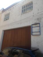 Local disponible de 181 m2 en Benissanet photo 0