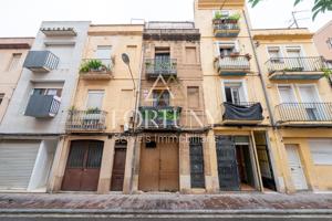 Casa Pareada a la Venta en Zona Centro de Reus photo 0
