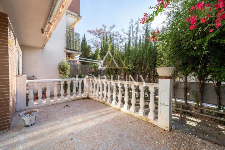 ¡Ven a ver este nuevo bajo con terraza! photo 0