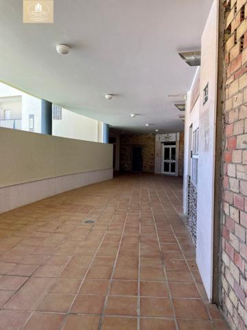 Oficina En venta en Centro, Tomares photo 0