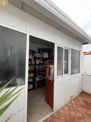 Unifamiliar Pareada En venta en Olivares, Olivares photo 0