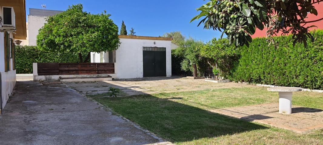 Casa En venta en Espartinas Pueblo, Espartinas photo 0