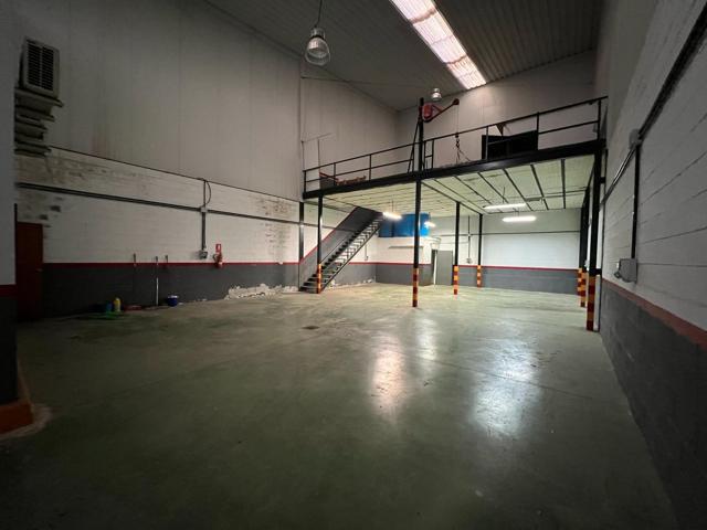 Nave Industrial En venta en La Motilla - Fuente Del Rey, Dos Hermanas photo 0