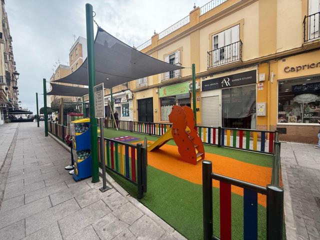 Oficina En venta en Andalucia, Castilleja De La Cuesta photo 0