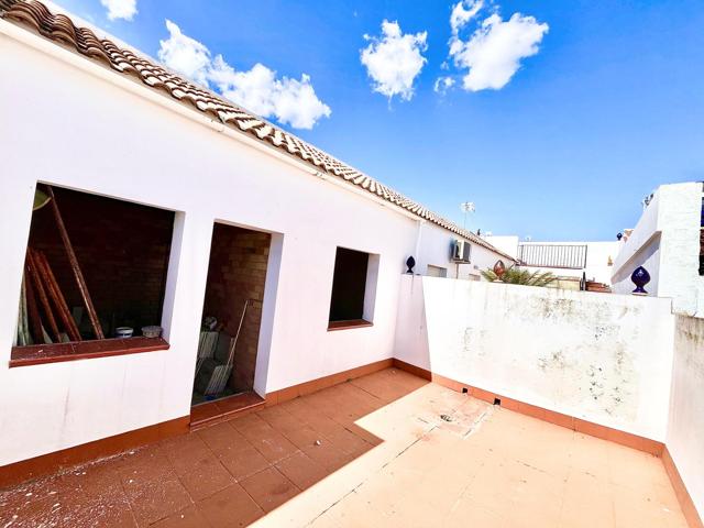 Piso En venta en Andalucia, Castilleja De La Cuesta photo 0