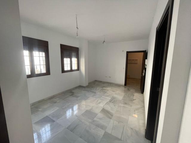 Piso En venta en Centro, Alcala De Guadaira photo 0
