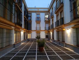 Piso En venta en Altozano - Pagés Del Corro, Sevilla photo 0