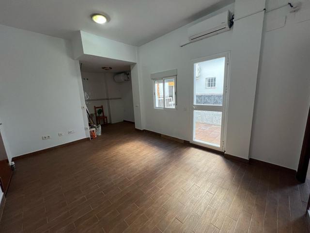 Piso En venta en Centro - Doña Mercedes, Dos Hermanas photo 0