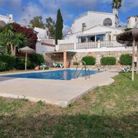 Unifamiliar Pareada En venta en Sitio De Calahonda, Mijas photo 0