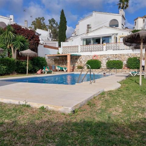 Unifamiliar Pareada En venta en Sitio De Calahonda, Mijas photo 0