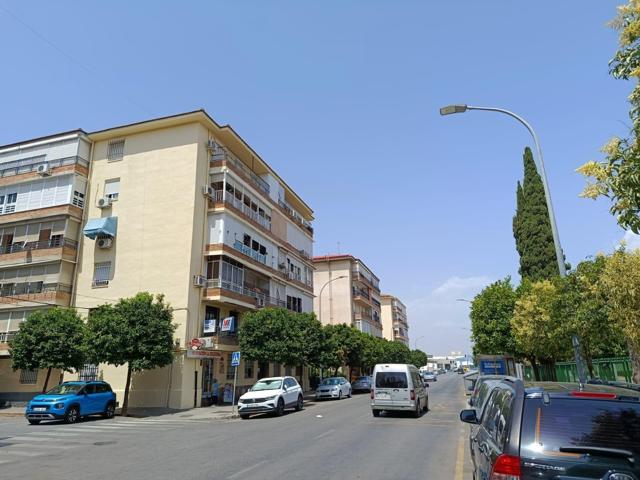 Piso En venta en Parque Alcosa, Sevilla photo 0
