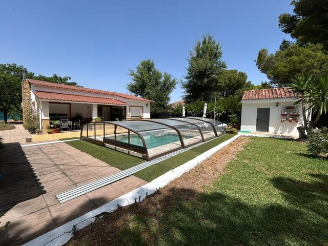 Unifamiliar En venta en Los Jinetes, Carmona photo 0