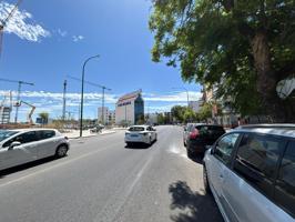 Oficina En venta en Huerta Santa Teresa, Sevilla photo 0