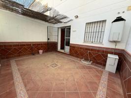 Unifamiliar Pareada En venta en Andalucia, Pilas photo 0