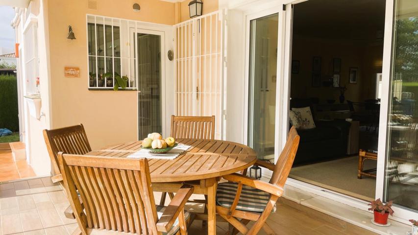 Unifamiliar Pareada En venta en San Pedro, Marbella photo 0