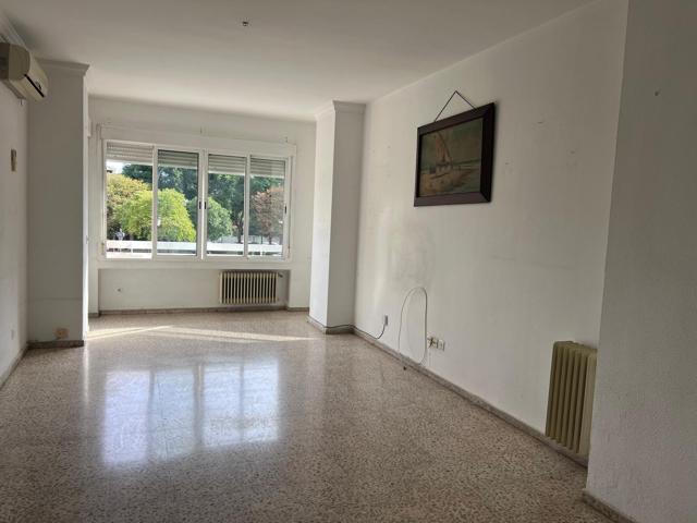 Piso En venta en Reina Mercedes - Heliópolis, Sevilla photo 0