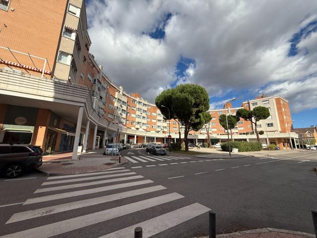 Piso En venta en Tres Olivos - Valverde, Madrid photo 0
