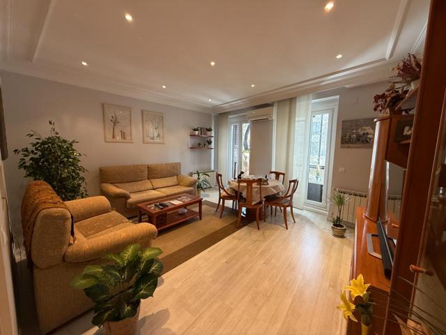 Piso En venta en Malasaña, Madrid photo 0