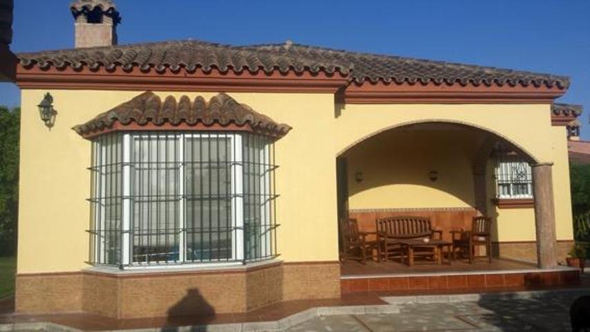 Unifamiliar En alquiler en Pinar De Los Franceses - Marquesado, Chiclana De La Frontera photo 0