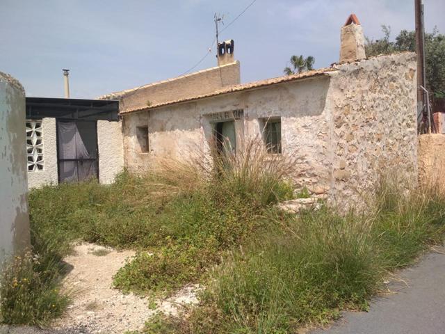 Terreno en venta en Villajoyosa de 1698 m2 photo 0