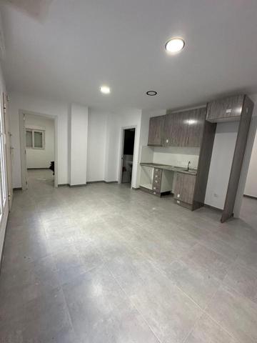 Piso Reformado a Estrenar ¡Hazlo Tuyo! en Carrer Relleu – Villajoyosa photo 0
