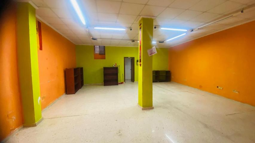 Local en venta en Villajoyosa de 95 m2 photo 0