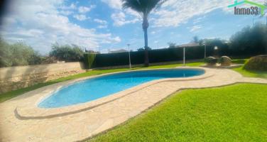 Chalet con piscina y parcela en Partida Mediases, Villajoyosa (Alicante) photo 0