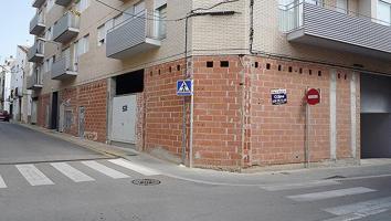Local Comercial Esquinero de 221m² en el centro de Ulldecona (Tarragona). photo 0
