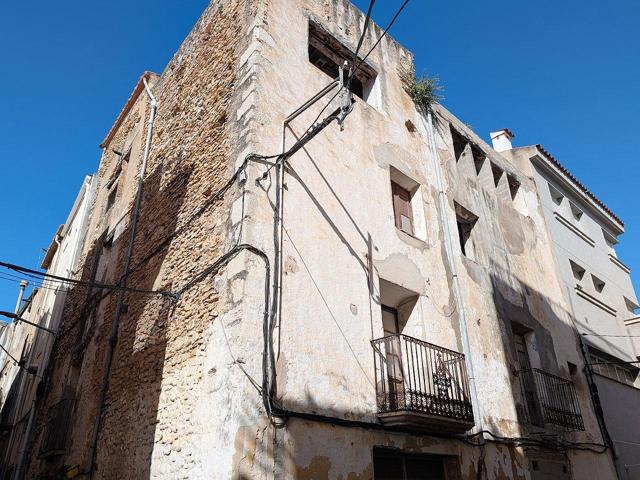 Casa de Pueblo de 432m², muy céntrica para reformar en Ulldecona (Tarragona). photo 0