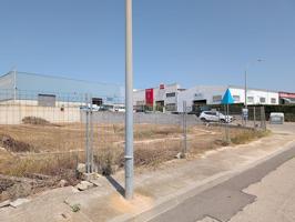 ¡Excelente oportunidad! Ponemos a tu disposición una parcela de terreno industrial de 1.383m² en la localidad de El Perello (Tarragona). photo 0