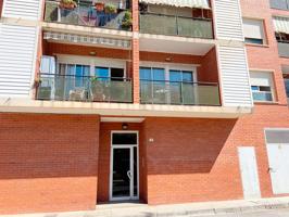 En venta amplio piso con balcon y tres habitaciones en Tortosa (Tarragona) photo 0
