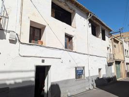 Casa para reformar de 303m² en la población de Ulldecona (Tarragona). photo 0