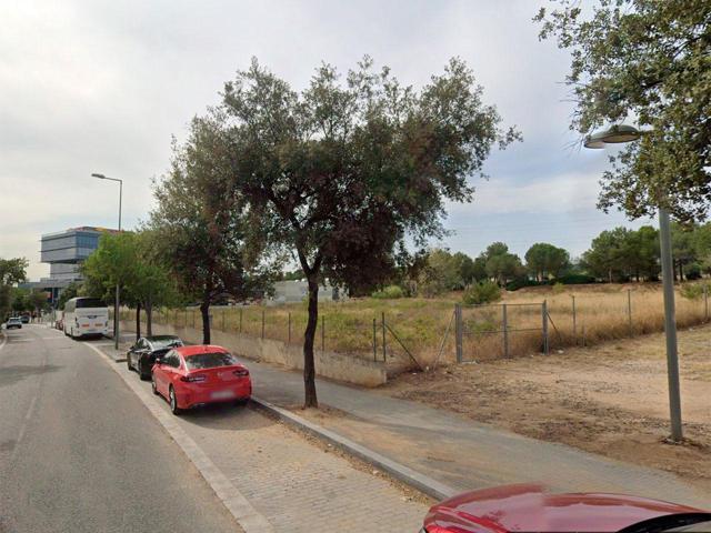 Terreno en venta en Sant Cugat del Vallès de 5604 m2 photo 0