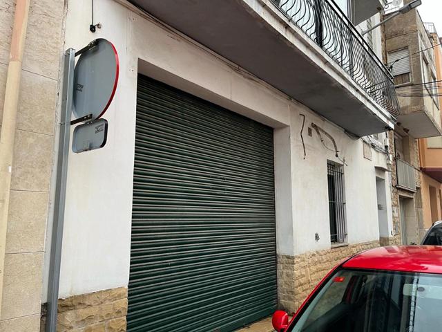 ¡Gran oportunidad de negocio en el corazón de Ulldecona! photo 0