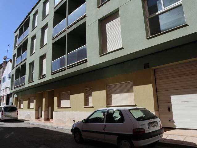 Oportunidad de local de negocio en Ulldecona. photo 0