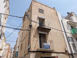 Casa de pueblo de 120m² con terraza y balcón en el corazón de Ulldecona. photo 0